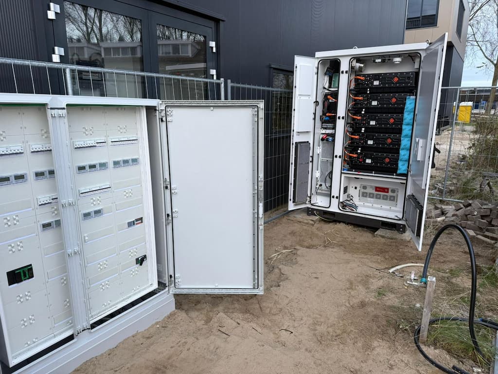 Slimme batterijoplossing biedt tijdelijk stroom in Almere
